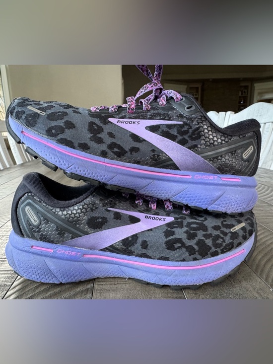 Brooks Shoes - Brooks Ghost 14 - Electric Cheetah Running Shoes Women’s Size 7 (Medium B)